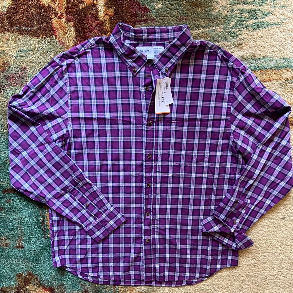 Old Navy men’s shirt